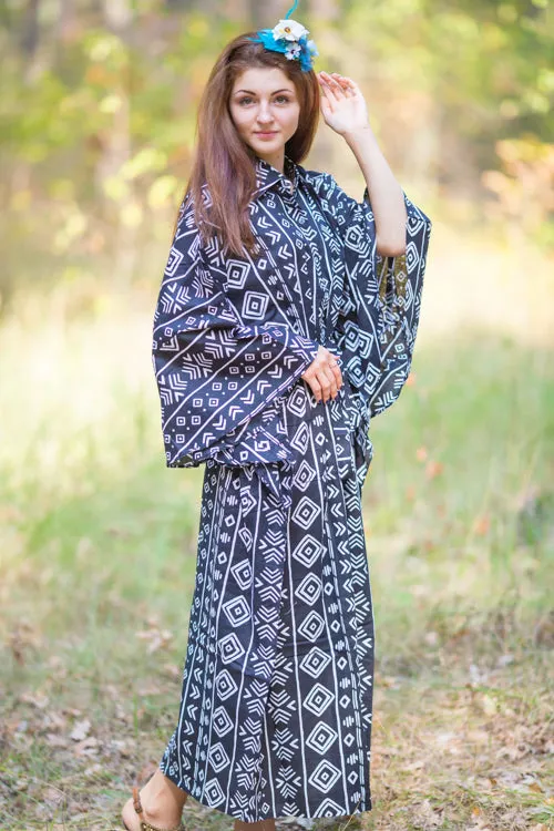 Black Oriental Delight Style Caftan in Tribal Aztec Pattern