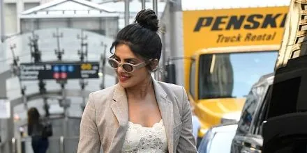 DMY BY DMY Quin DMY03SS Solid Sand - As Seen On Priyanka Chopra
