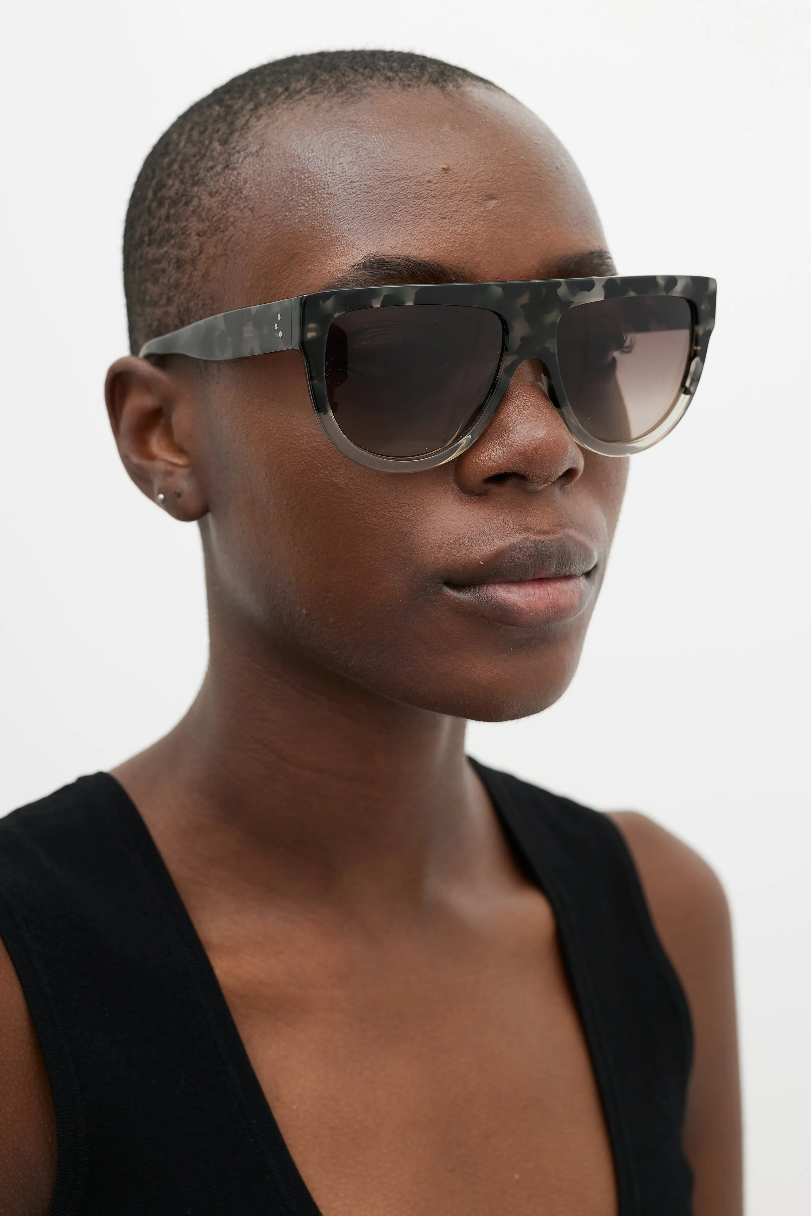 Grey & Black CL400011 Sunglasses