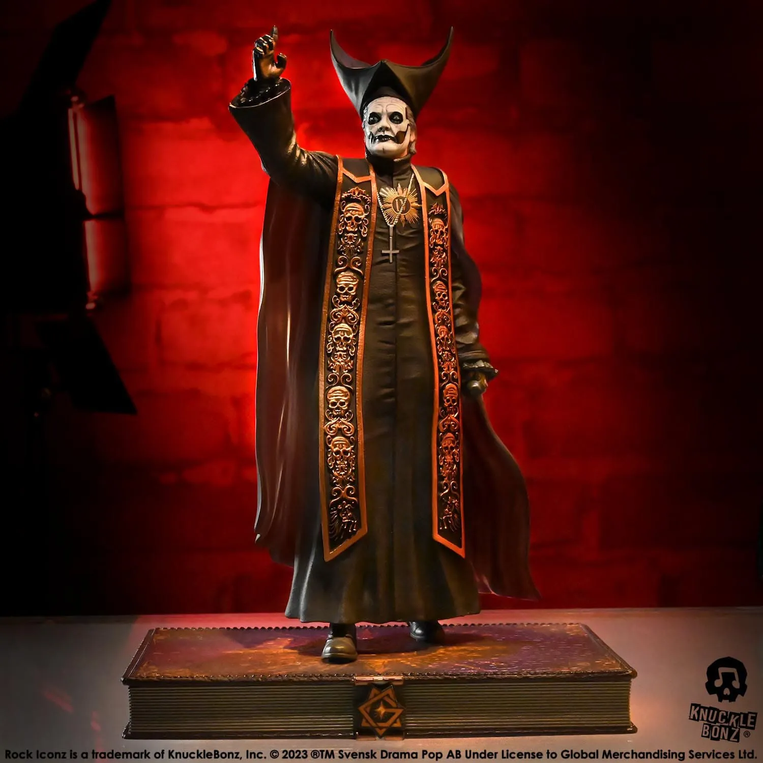 Knucklebonz Ghost Rock Iconz Papa Emeritus IV (Black Robes) Statue