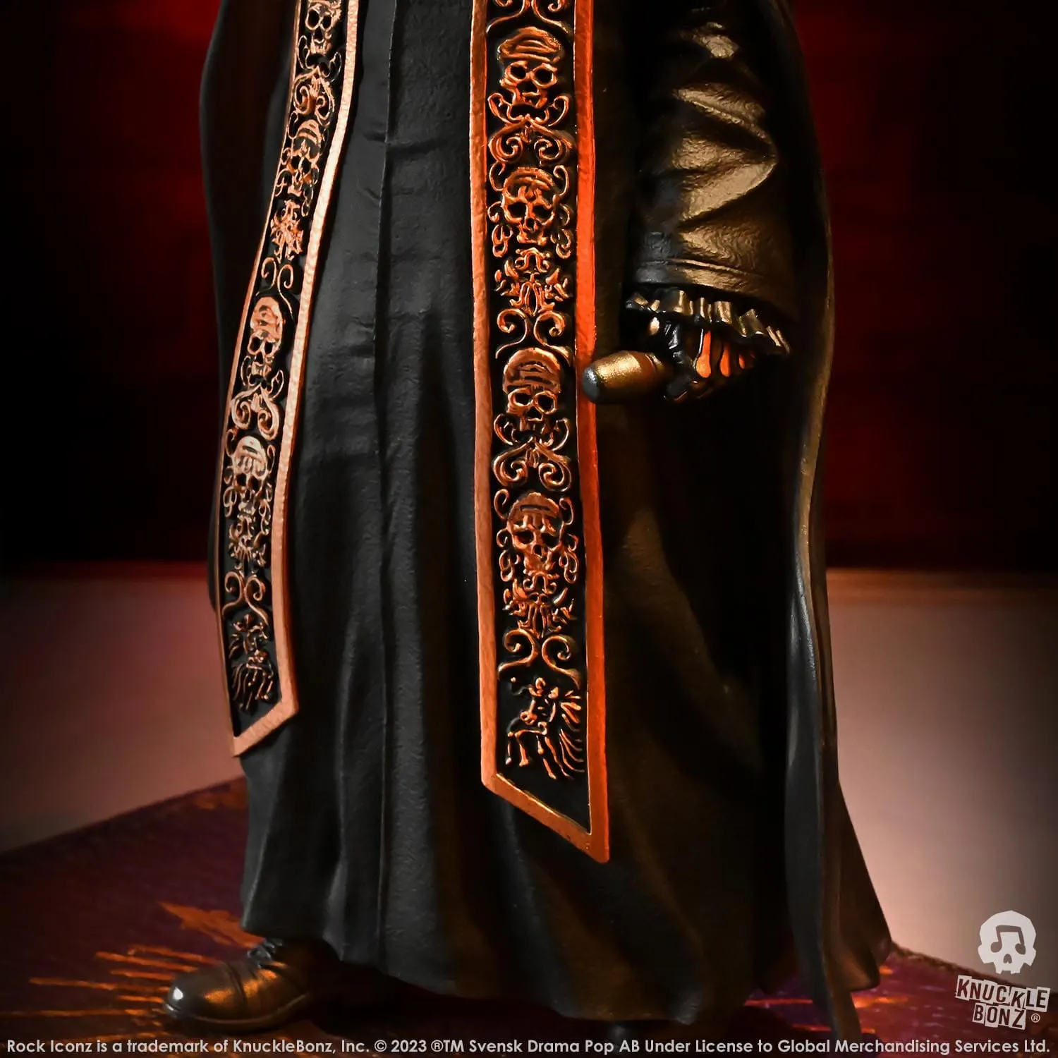 Knucklebonz Ghost Rock Iconz Papa Emeritus IV (Black Robes) Statue