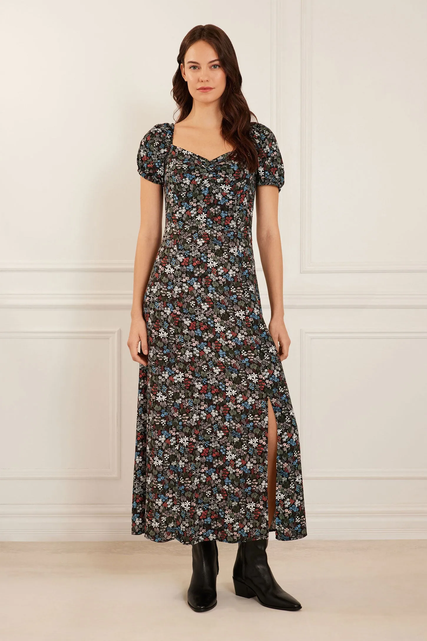 Robe longues col en coeur manches bouffantes - Femme