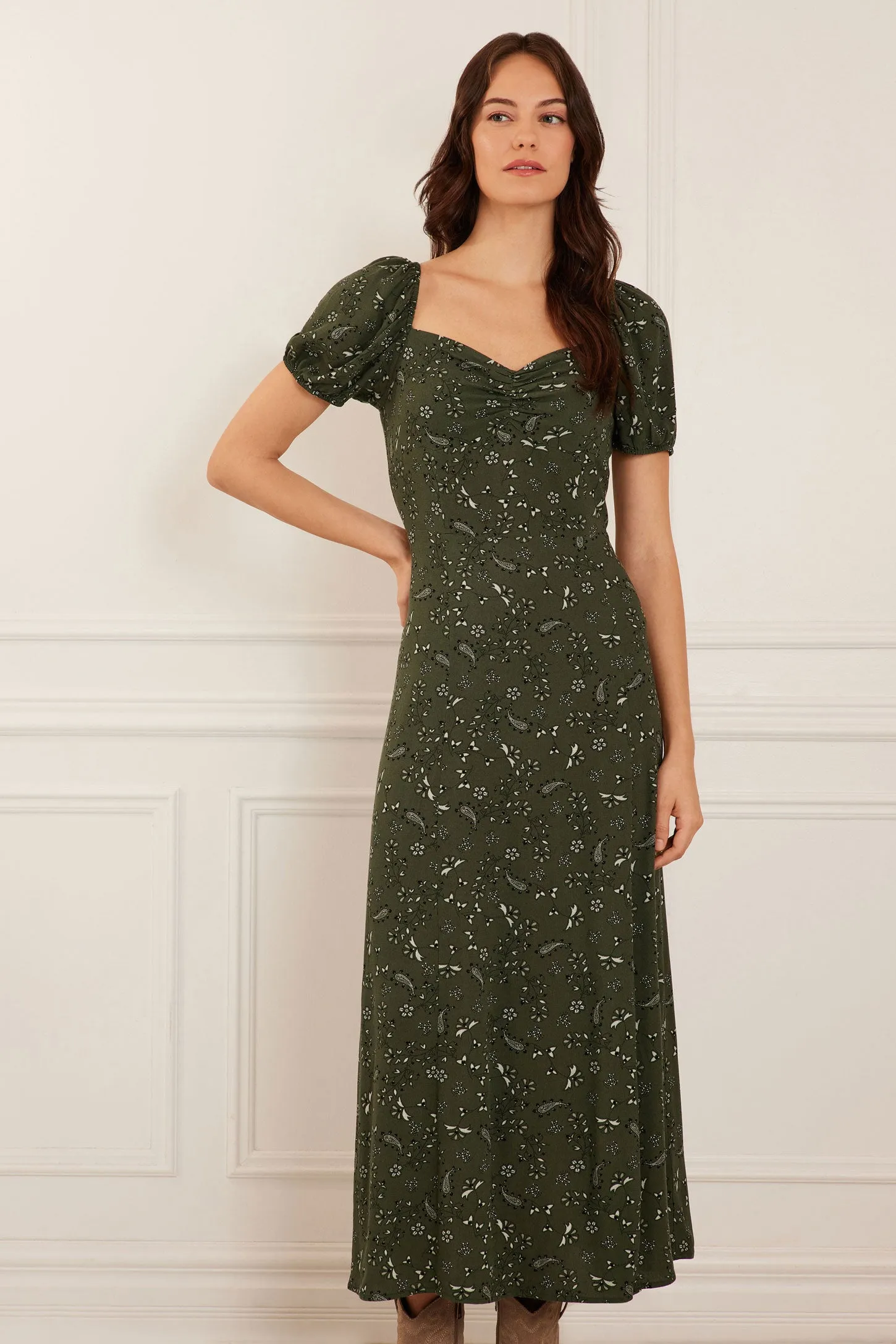 Robe longues col en coeur manches bouffantes - Femme
