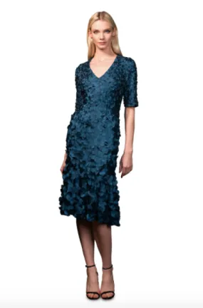 Theia V-Neck Petal Dress. Robe de pétale brodée
