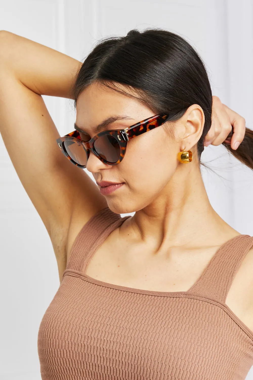 Tortoiseshell Acetate Frame Sunglass